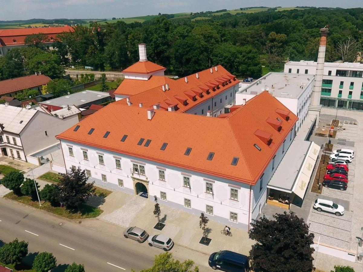 Holešov Hotel Pansky Pivovar מראה חיצוני תמונה