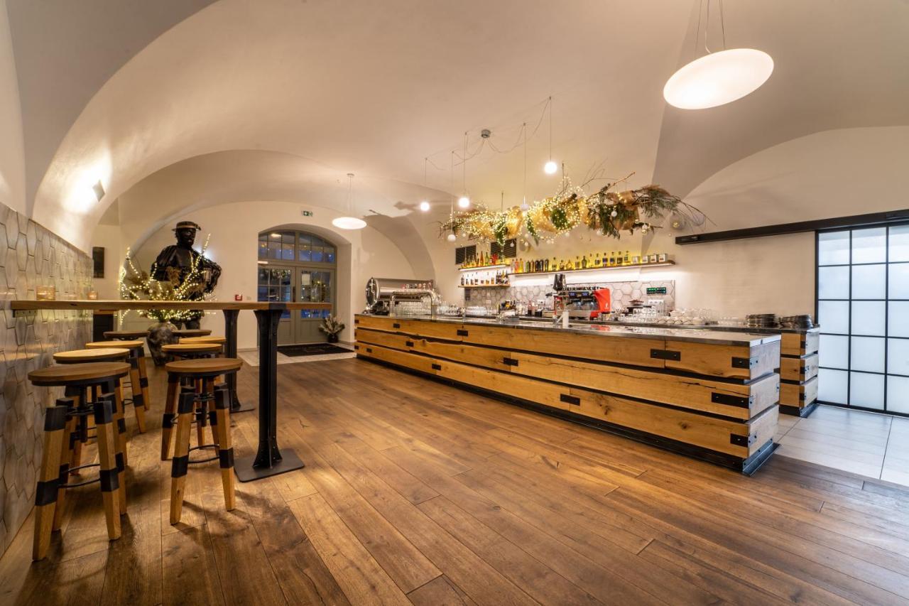 Holešov Hotel Pansky Pivovar מראה חיצוני תמונה