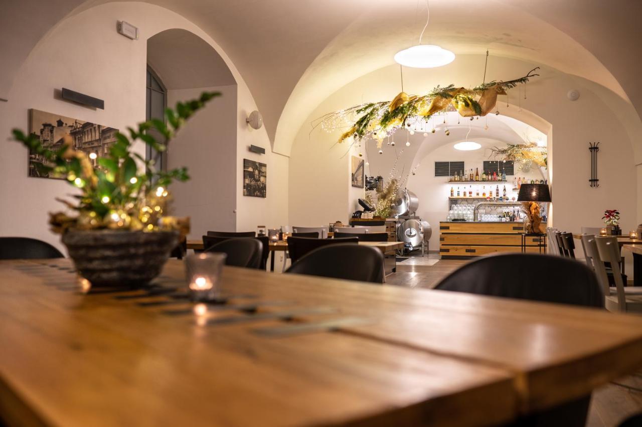 Holešov Hotel Pansky Pivovar מראה חיצוני תמונה