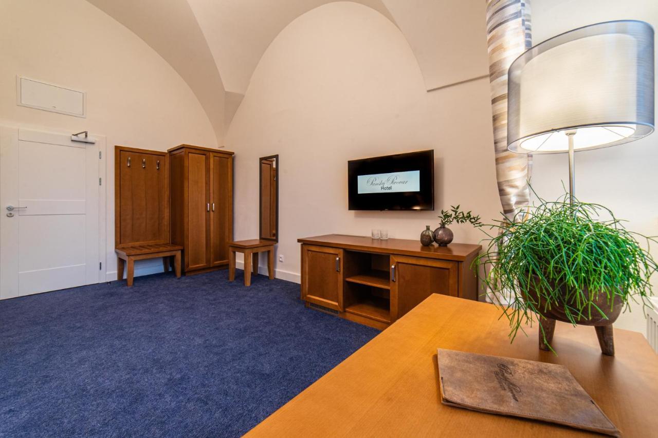 Holešov Hotel Pansky Pivovar מראה חיצוני תמונה